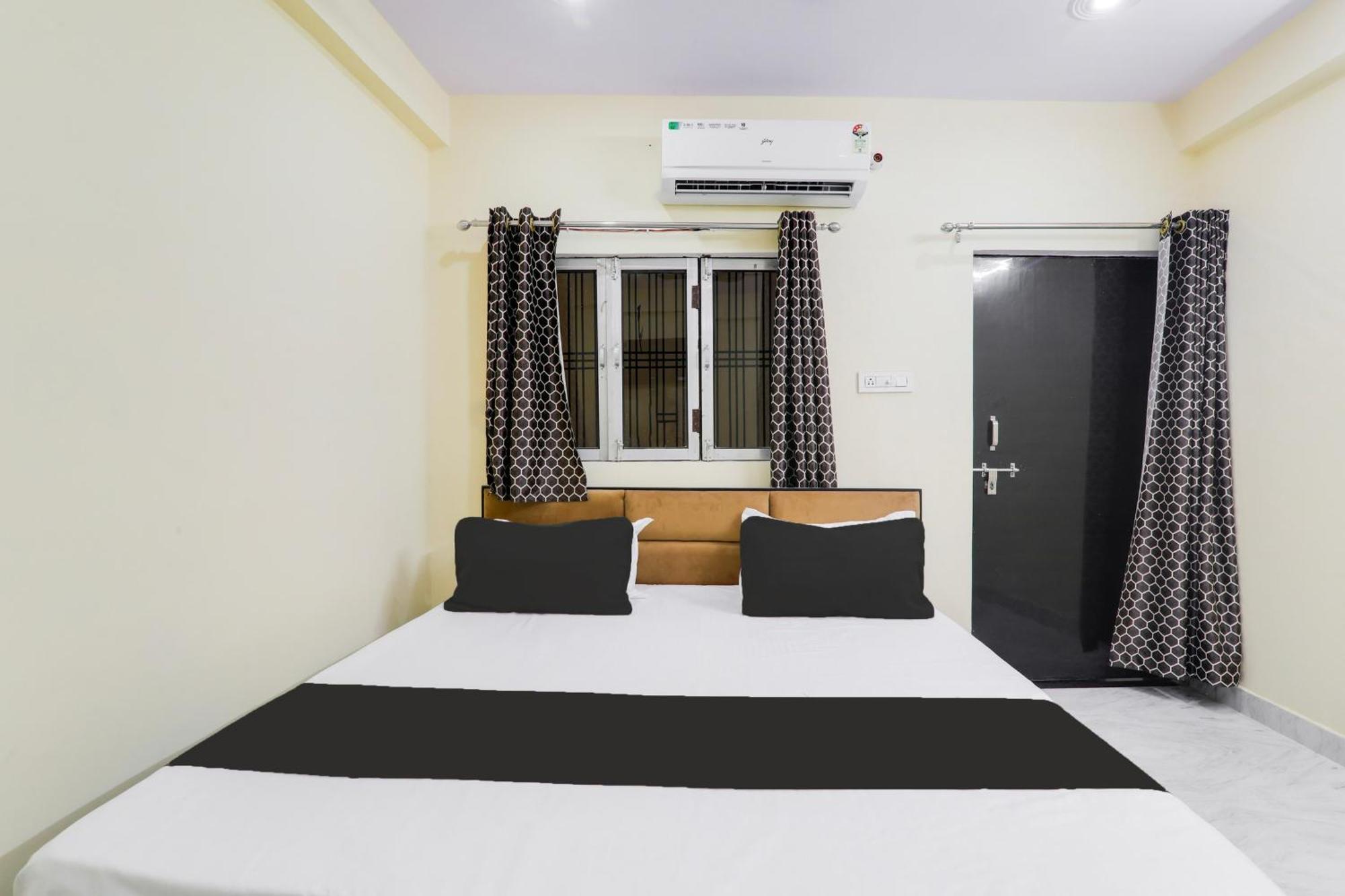 Hotel O Ramam Ayodhya Экстерьер фото